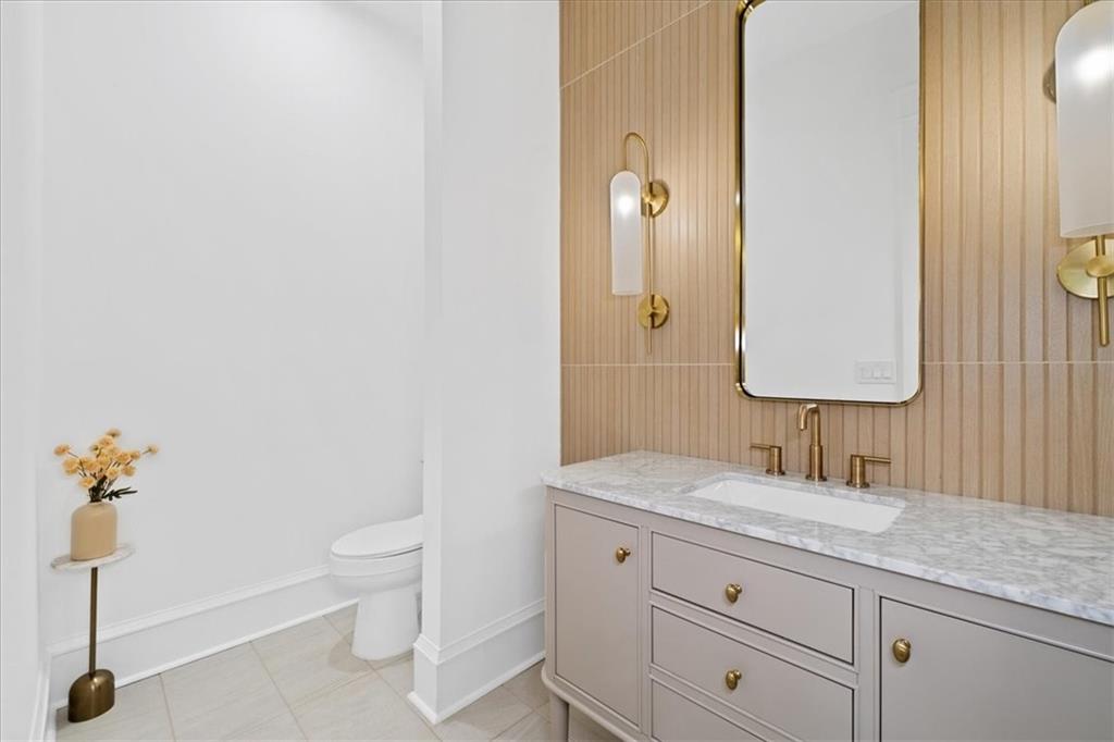 247 Greenwood Circle