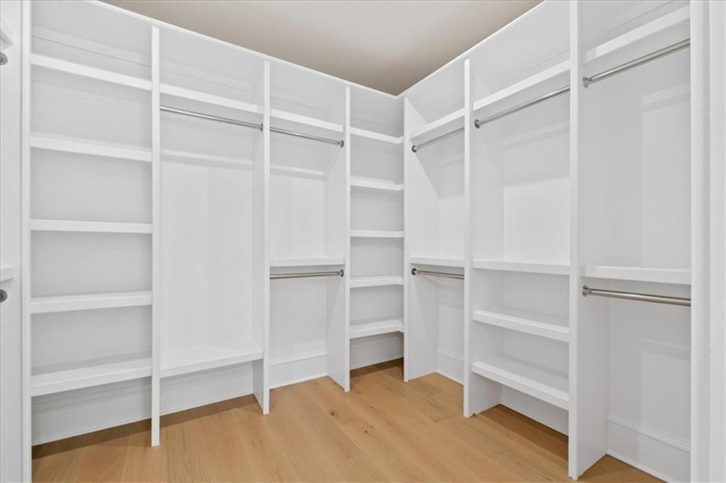 247 Greenwood Circle