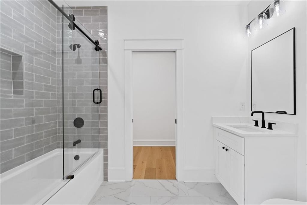 247 Greenwood Circle