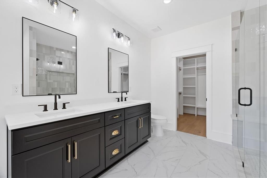 247 Greenwood Circle