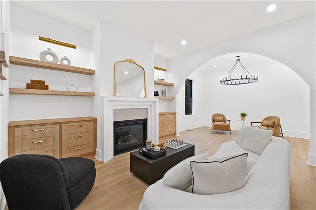 247 Greenwood Circle