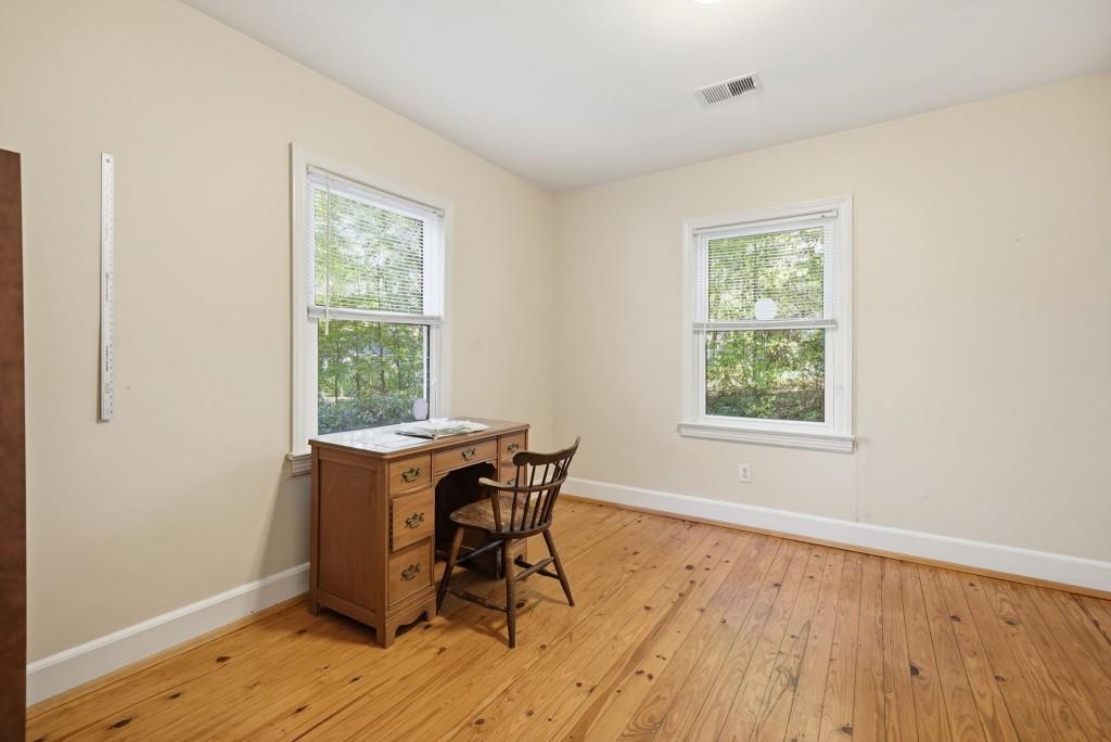 2518 Pine Lake Place