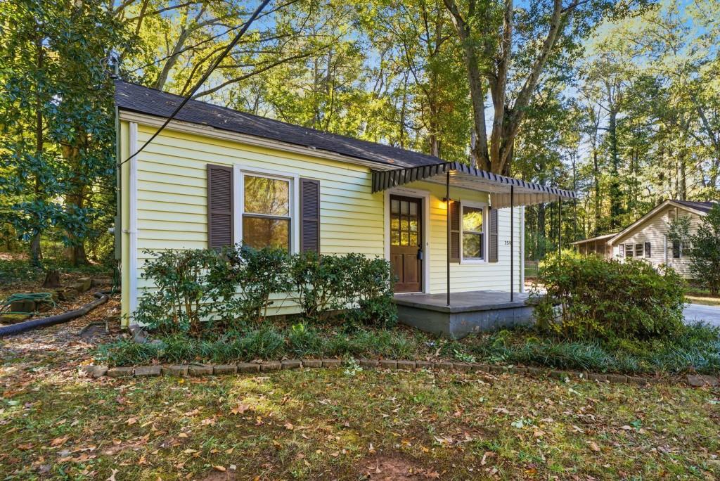 2518 Pine Lake Place