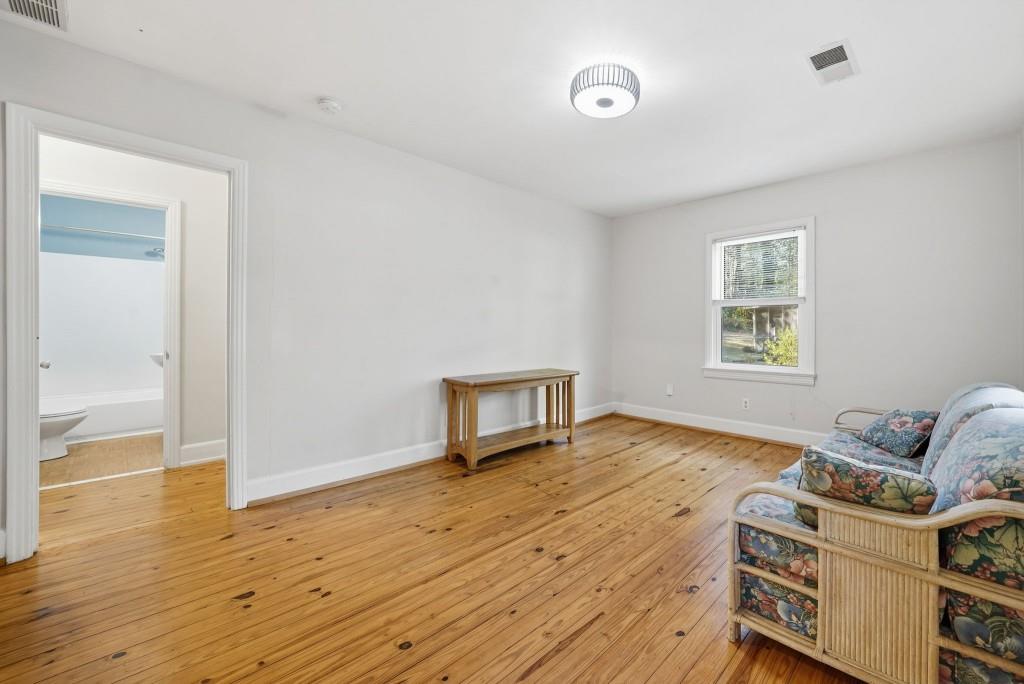 2518 Pine Lake Place