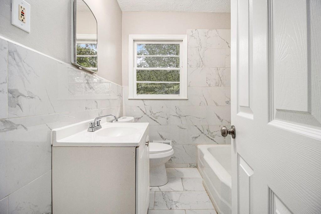 2550 Graywall Street Unit A