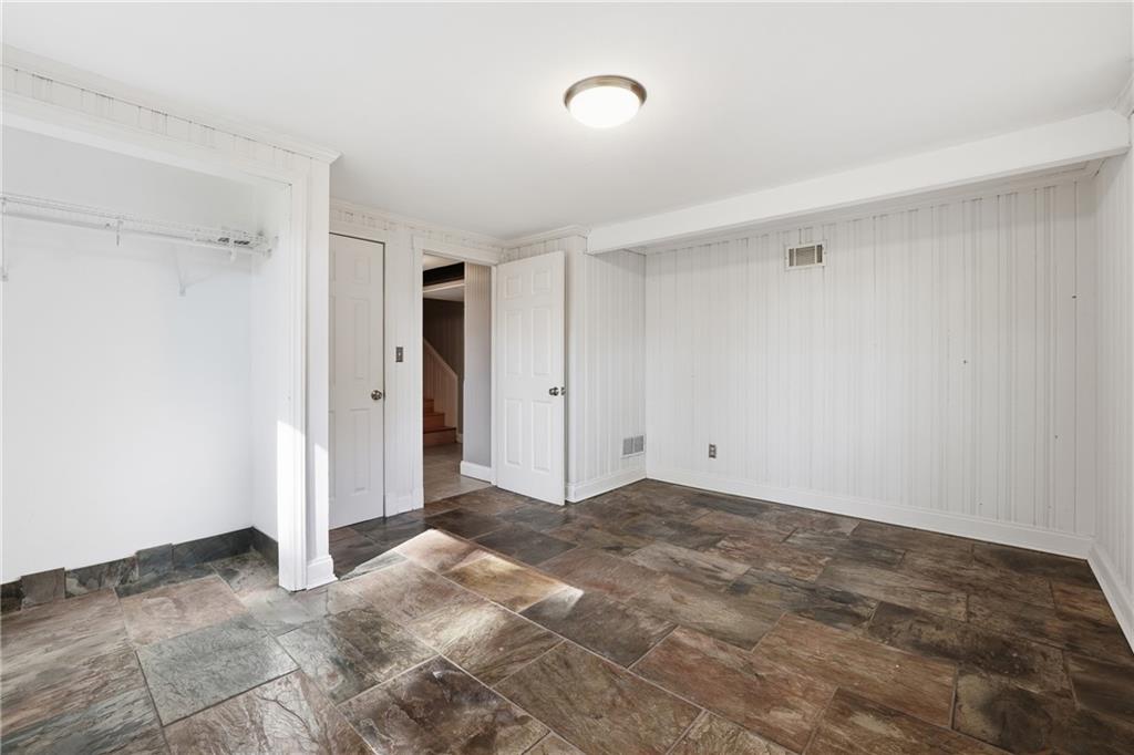 2290 Engineers Drive SE