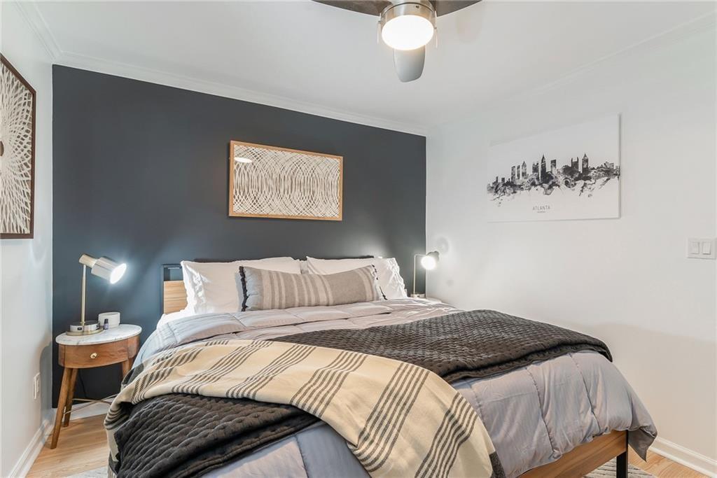 210 Sampson Street NE Unit 3