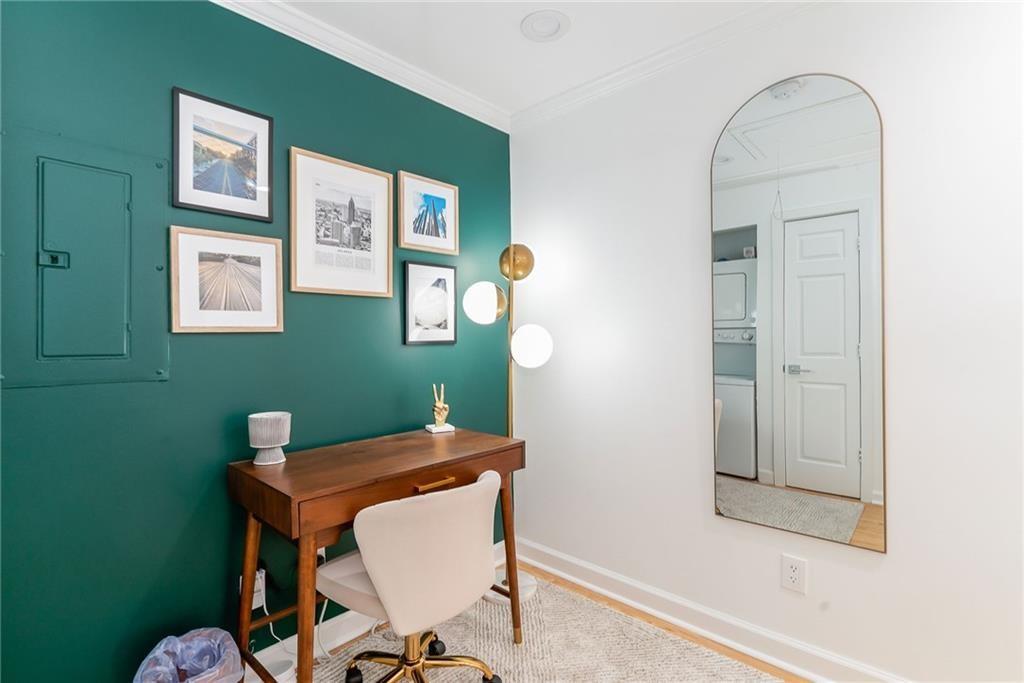 210 Sampson Street NE Unit 3