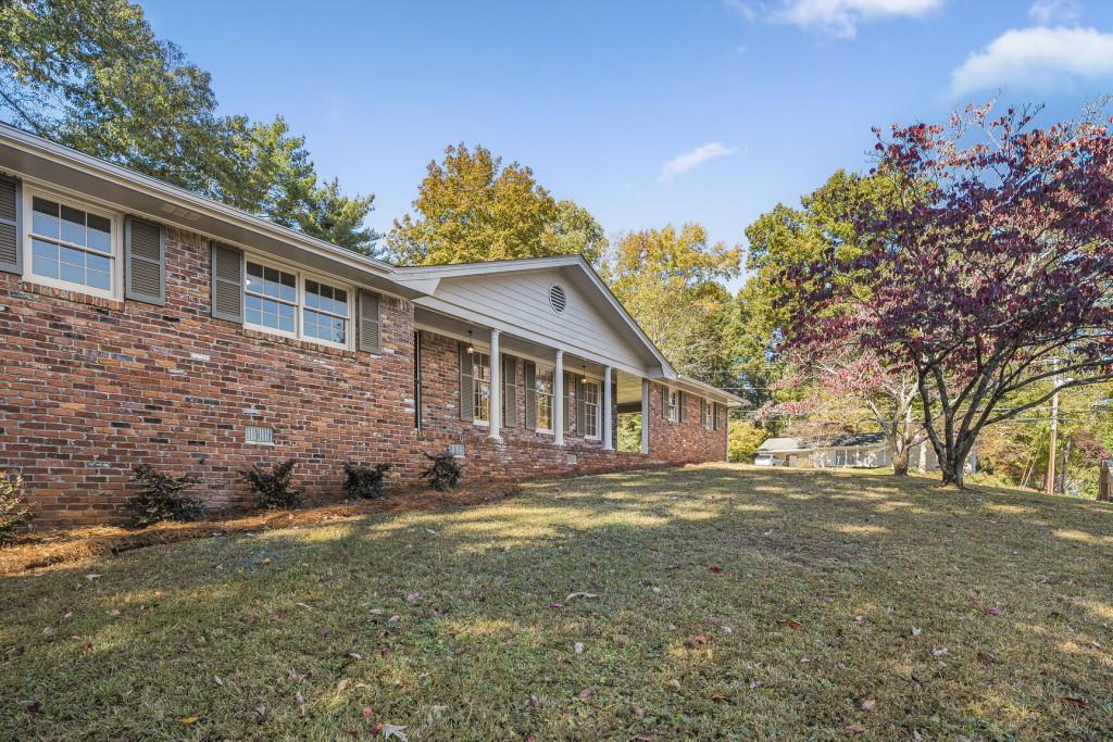 483 Rollingwood Drive