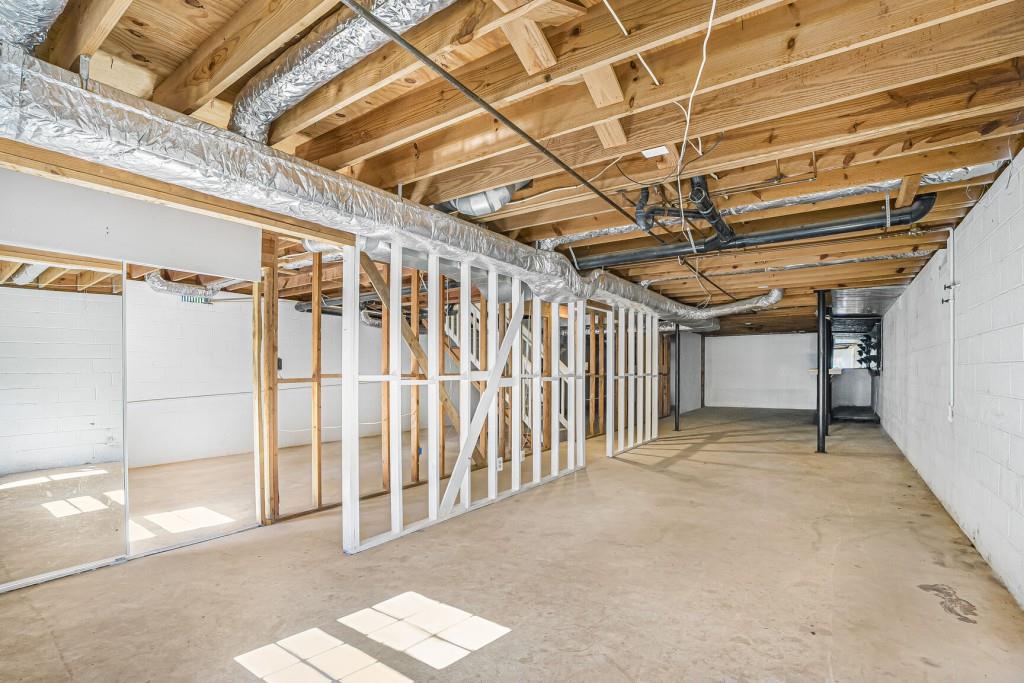 483 Rollingwood Drive