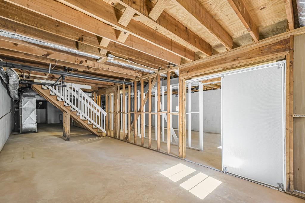 483 Rollingwood Drive