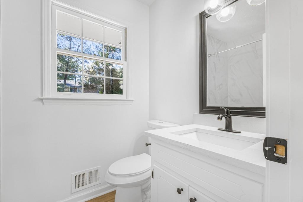 483 Rollingwood Drive