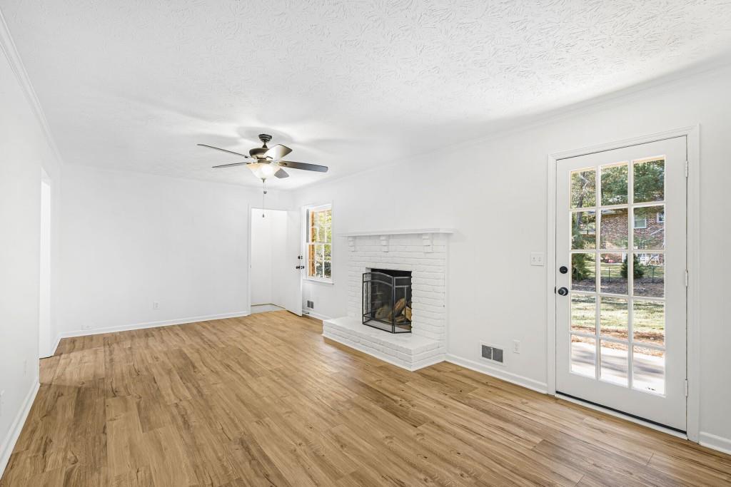 483 Rollingwood Drive