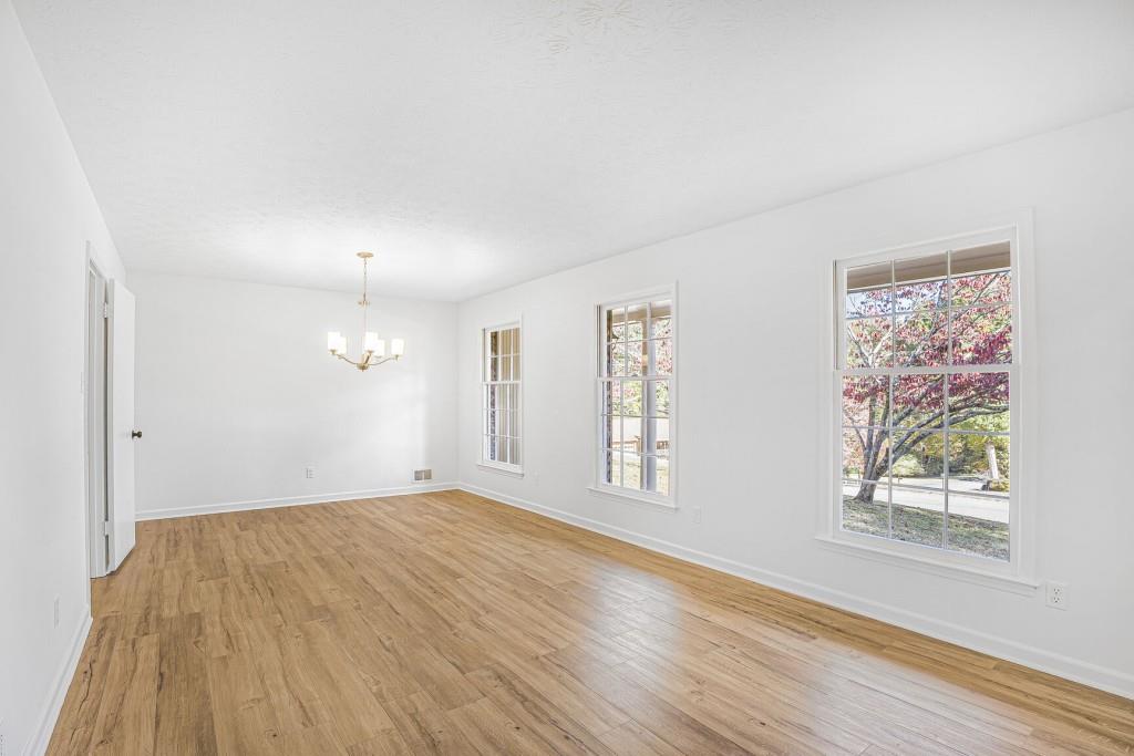 483 Rollingwood Drive