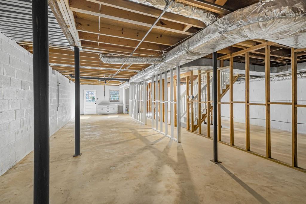 483 Rollingwood Drive