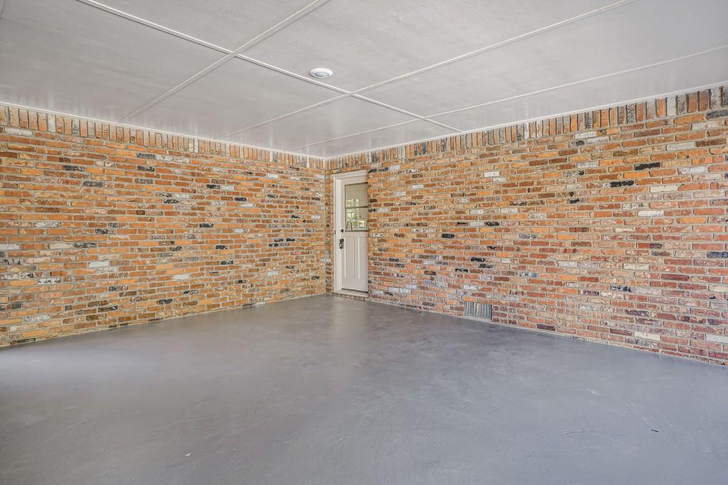 483 Rollingwood Drive