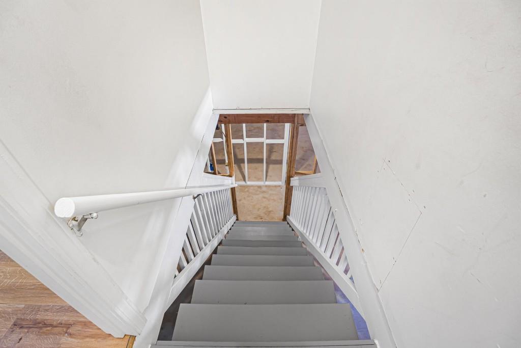 483 Rollingwood Drive