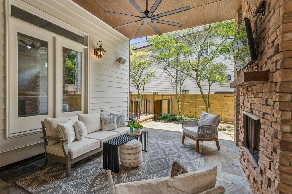 1363 Sylvan Circle NE Unit A