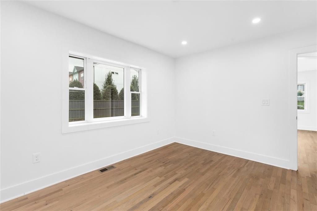 148 BIXBY Terrace SE