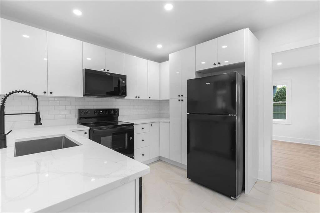 148 BIXBY Terrace SE