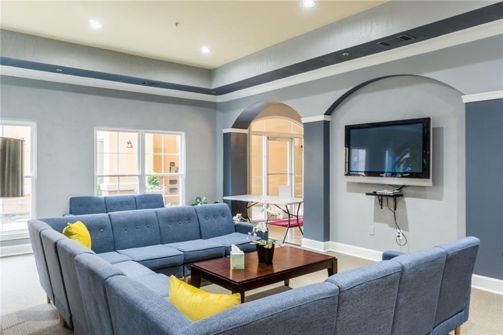 10 Perimeter Summit Boulevard NE Unit 1310