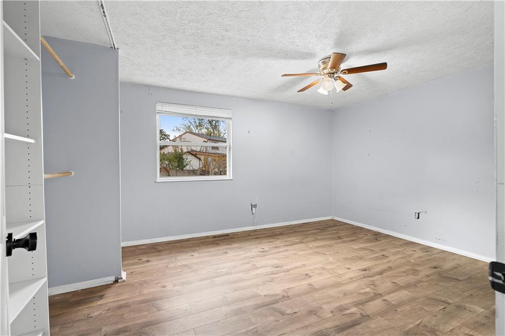 425 Worthington Hills Court