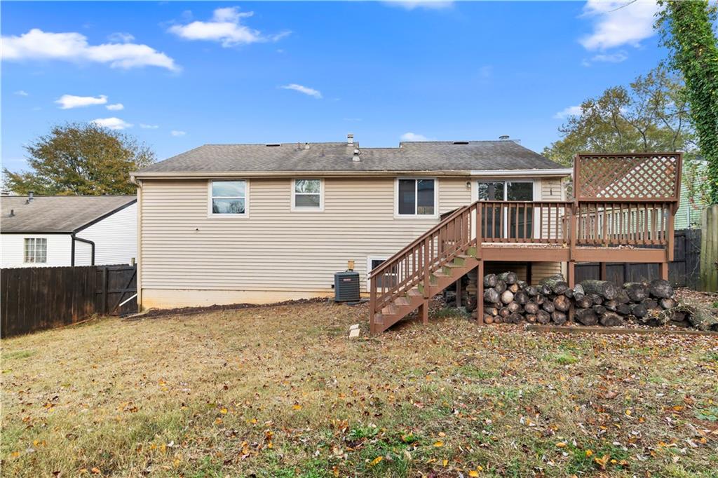 425 Worthington Hills Court