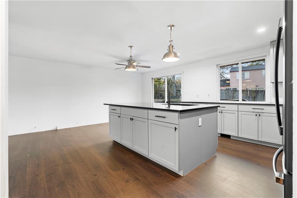 425 Worthington Hills Court