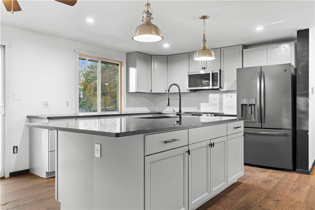 425 Worthington Hills Court