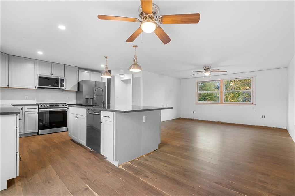 425 Worthington Hills Court