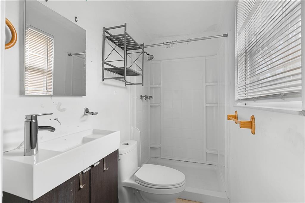 425 Worthington Hills Court