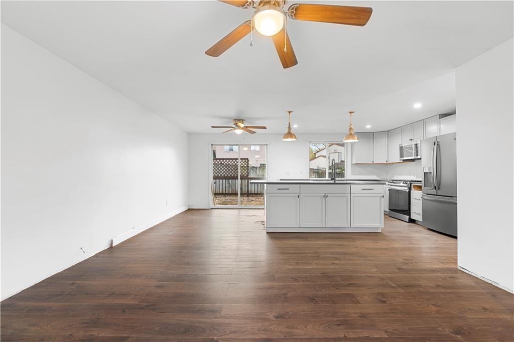 425 Worthington Hills Court