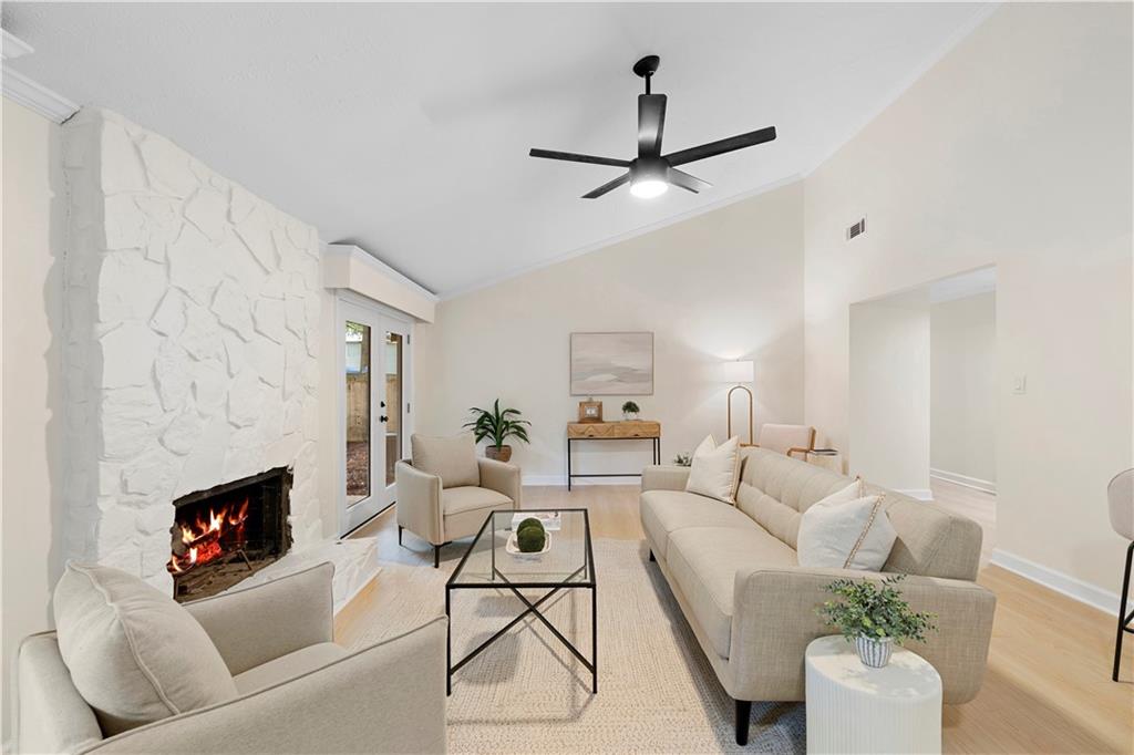 10630 Worthington Hills Manor