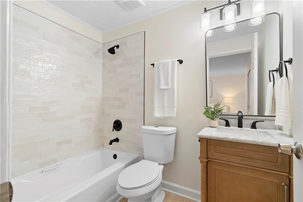 10630 Worthington Hills Manor