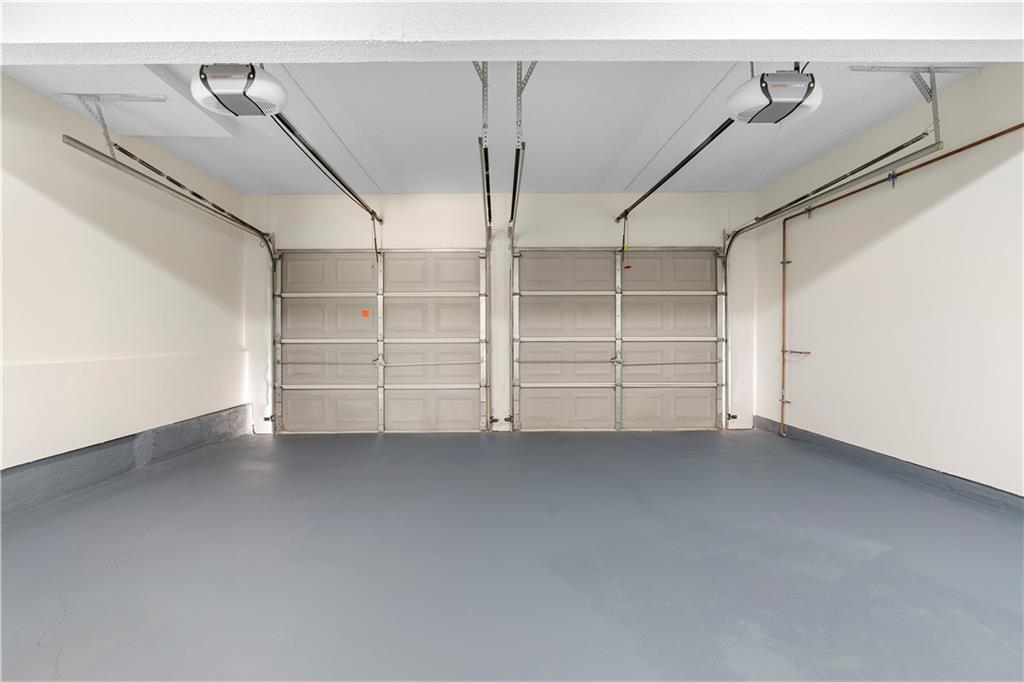 6856 Hill Creek Cove