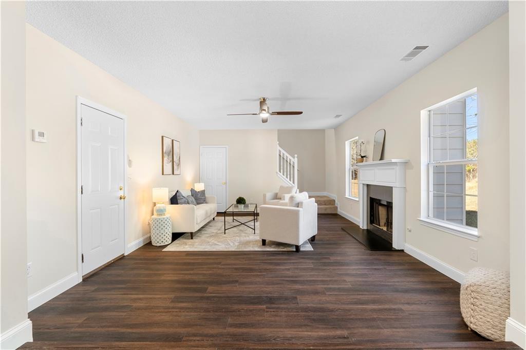 6856 Hill Creek Cove