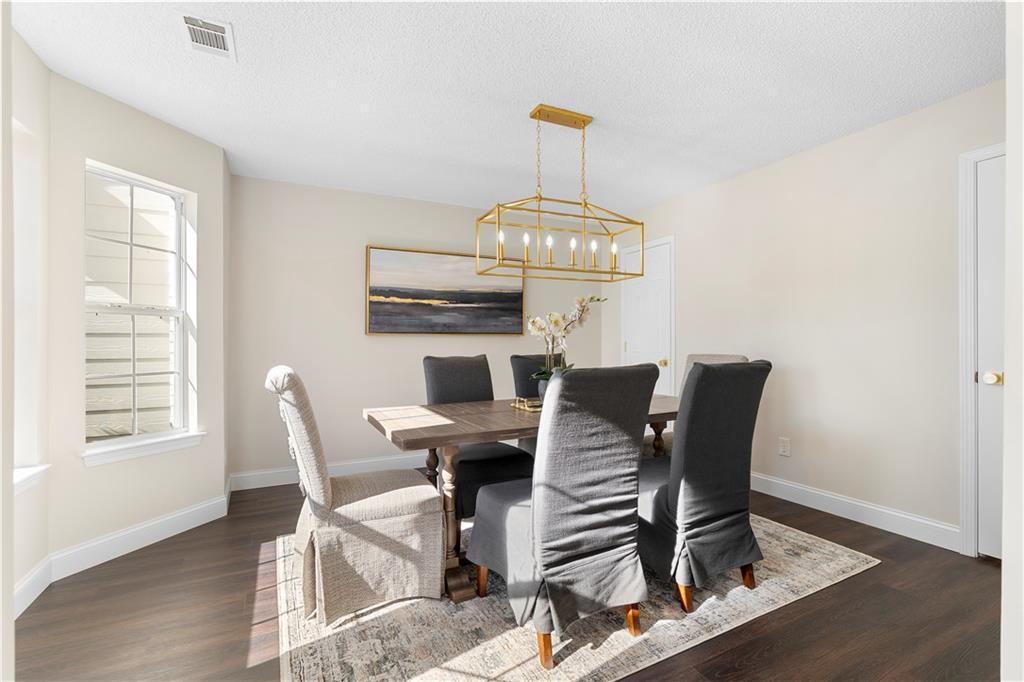 6856 Hill Creek Cove