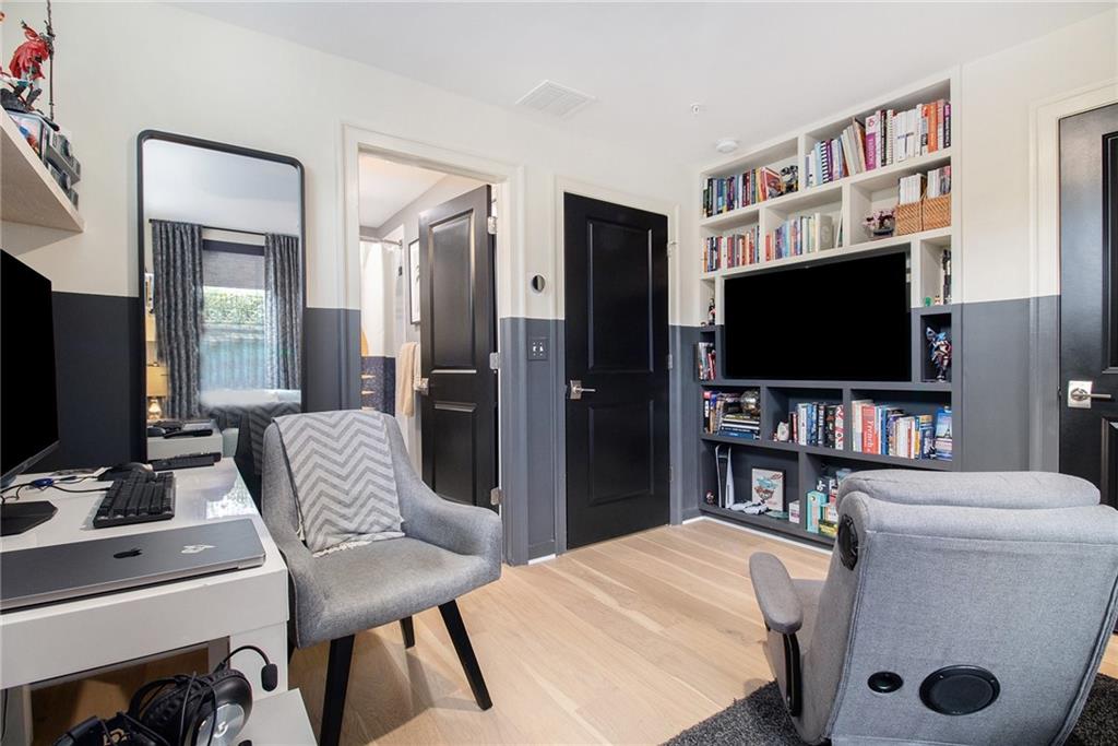 395 Pratt Drive SE Unit 801