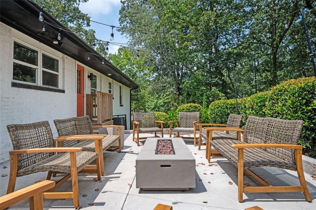 1778 FLINTWOOD Drive SE