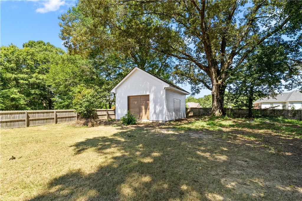 2881 Bridle Creek Drive SW