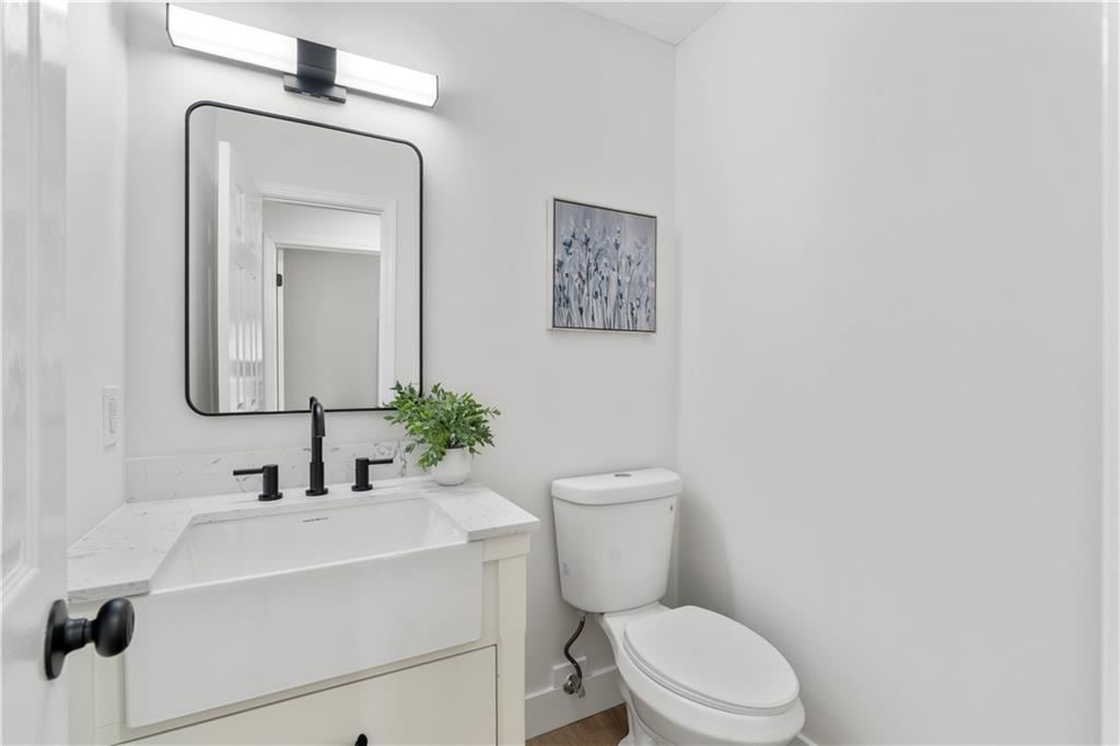 2881 Bridle Creek Drive SW