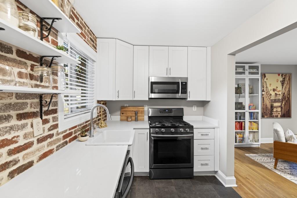 394 6th Street NE Unit 2