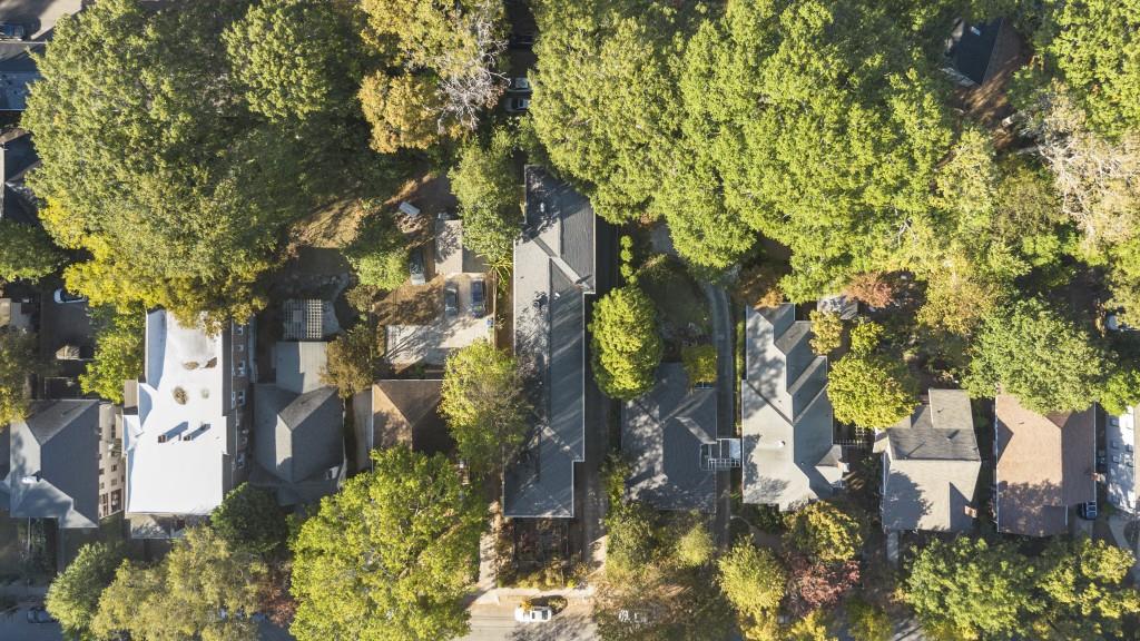 394 6th Street NE Unit 2