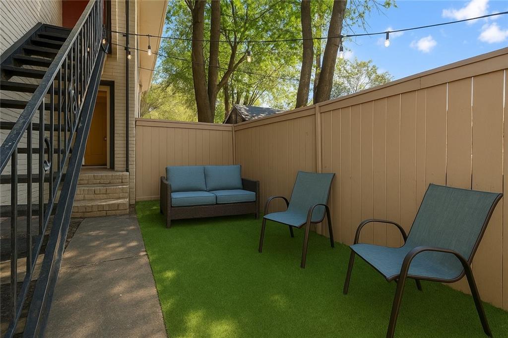 394 6th Street NE Unit 2