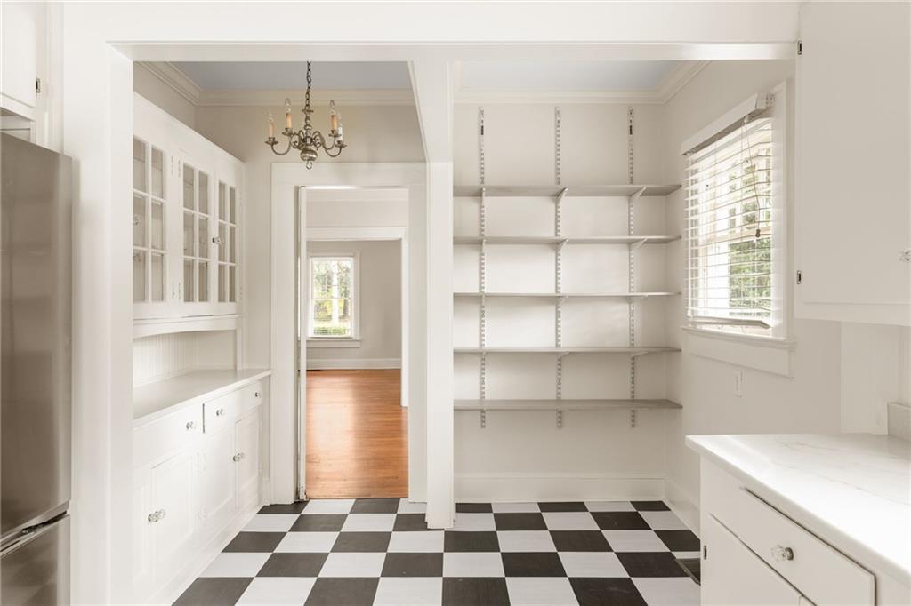 5450 E Mountain Street