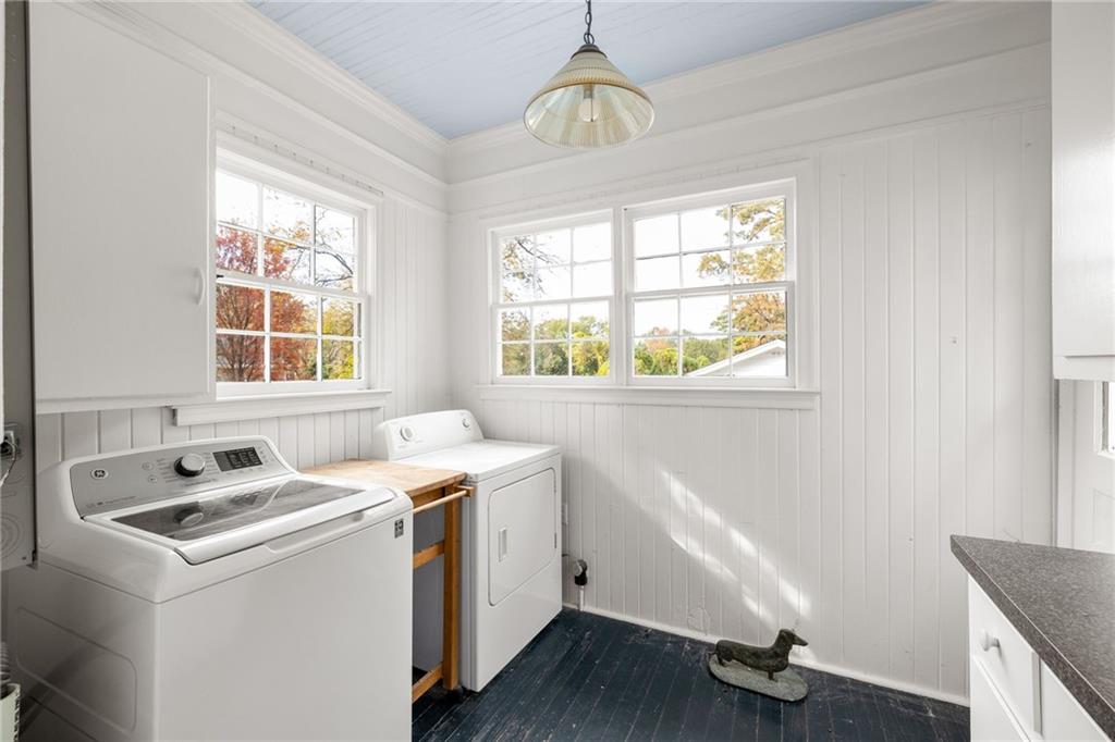 5450 E Mountain Street