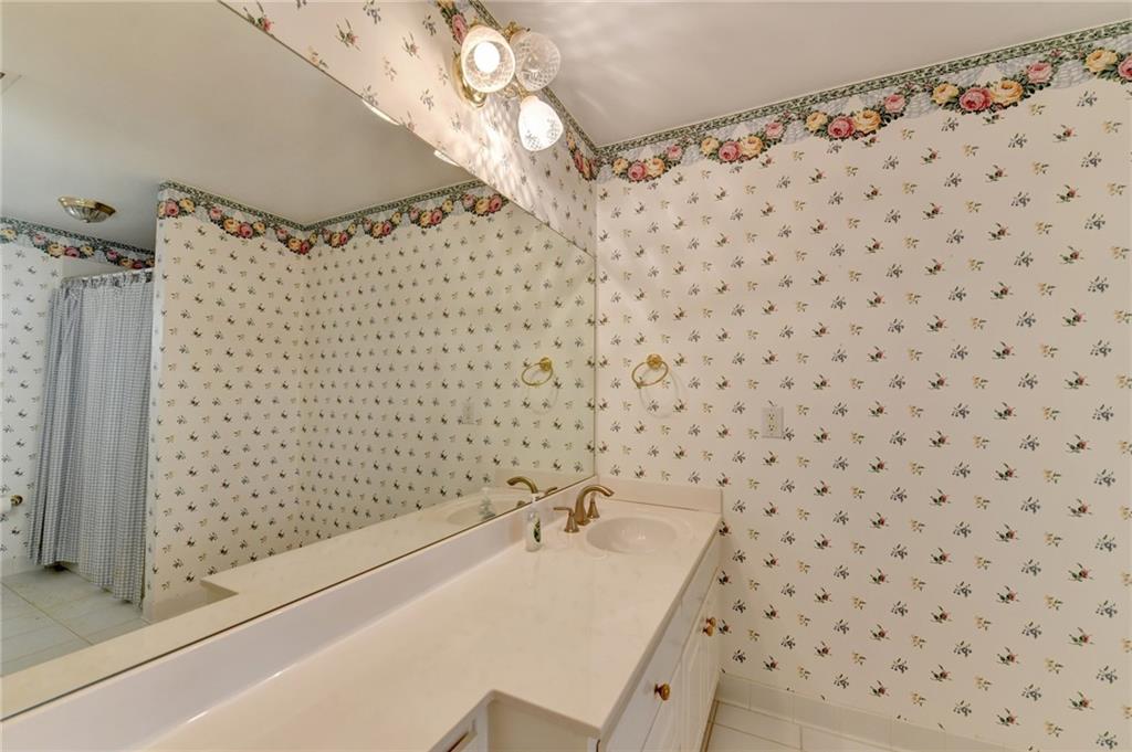 1020 Vintage Club Drive