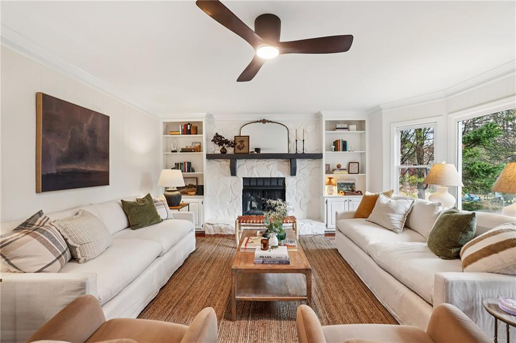 2268 Woodsfield Lane NE