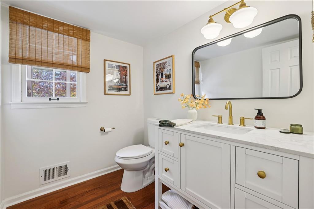 2268 Woodsfield Lane NE