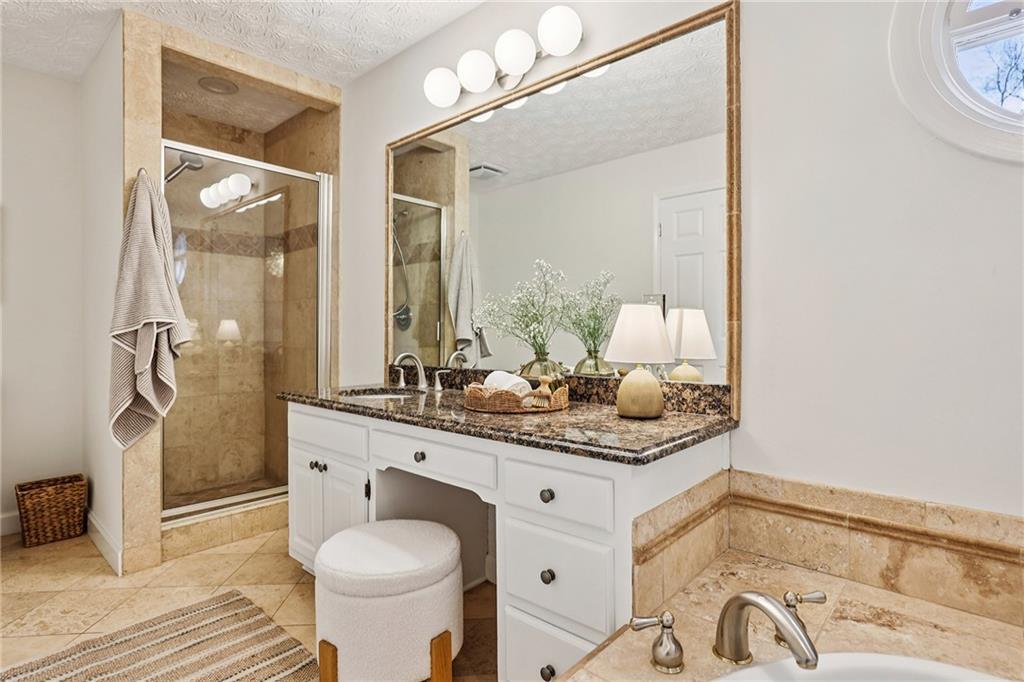 2268 Woodsfield Lane NE